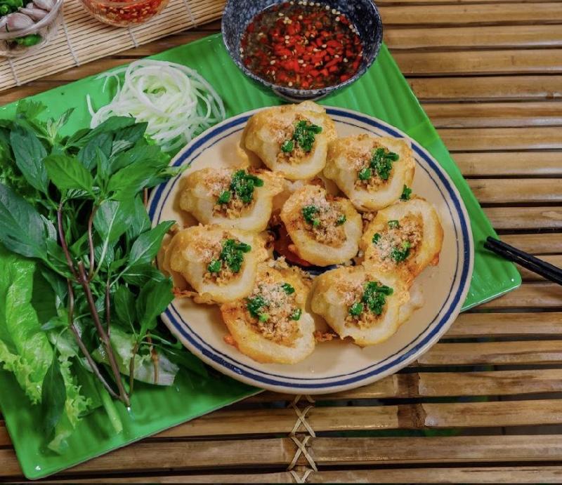 Bánh khọt Vũng Tàu hấp dẫn, giòn rụm