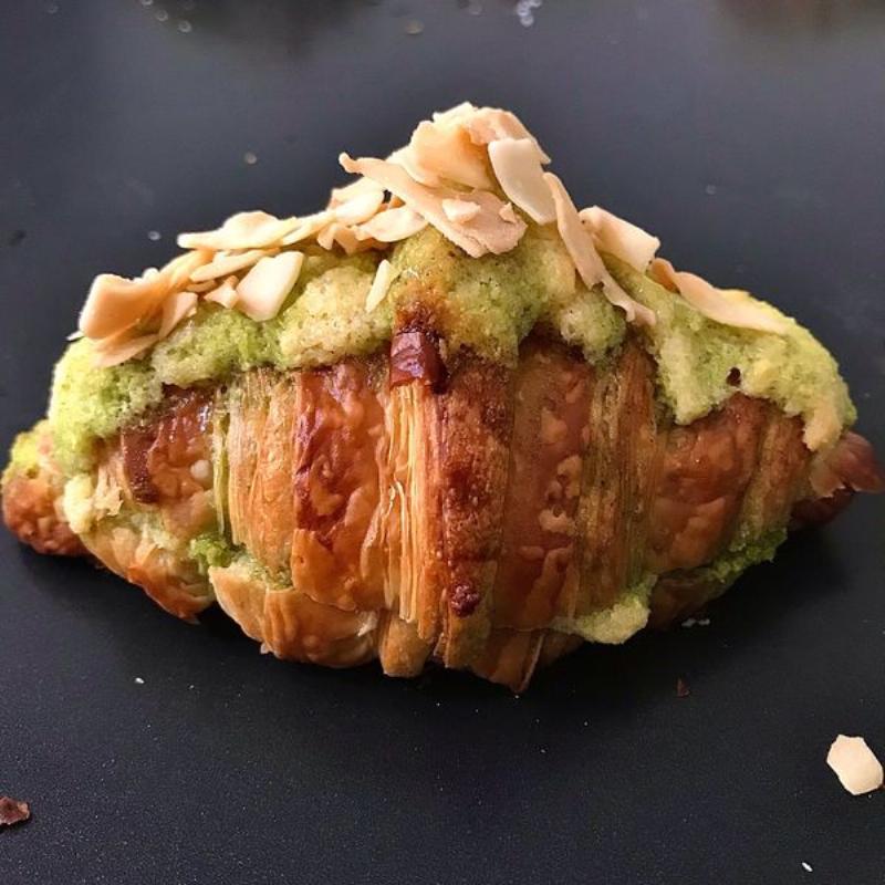 Chia Sẻ Trải Nghiệm Bánh Croissant