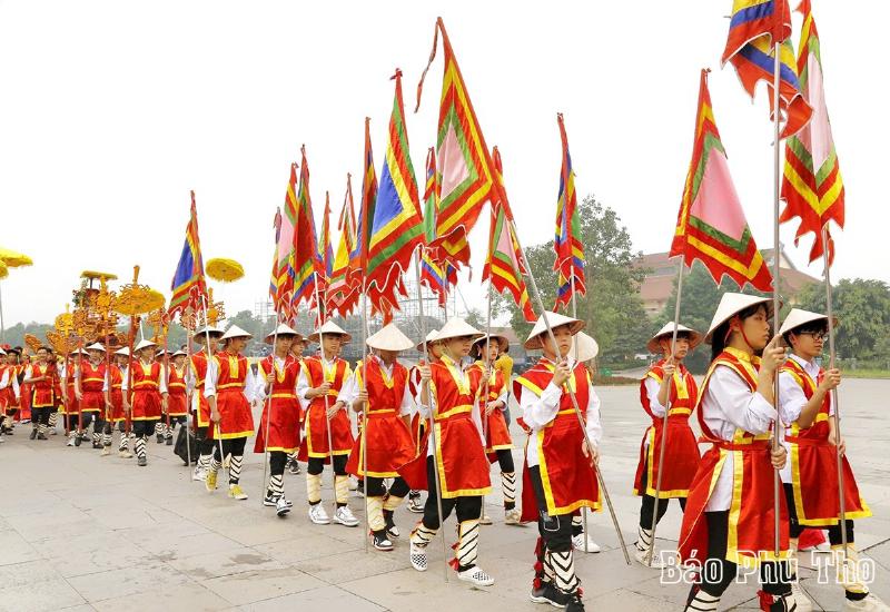 Chuẩn bị hành trang du lịch Đền Hùng