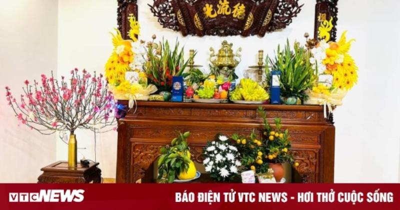 Đọc văn khấn thay bàn thờ mới