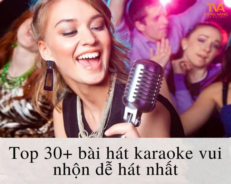 Gia Đình Hát Karaoke Vui Vẻ