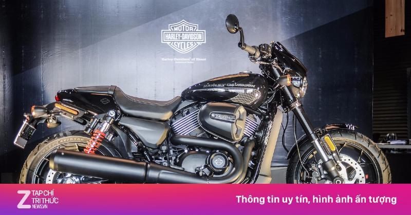 Harley Davidson Street 750 vận hành linh hoạt trên đường phố đô thị.