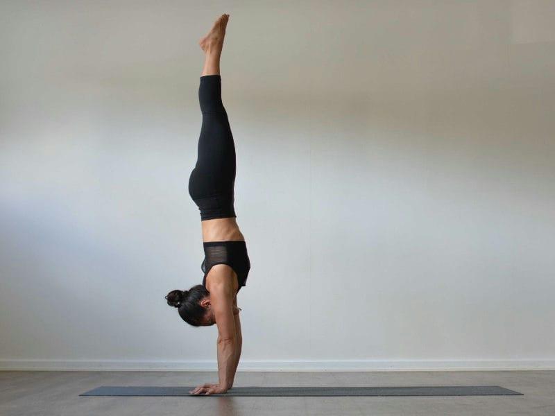 Lợi ích của tư thế Handstand