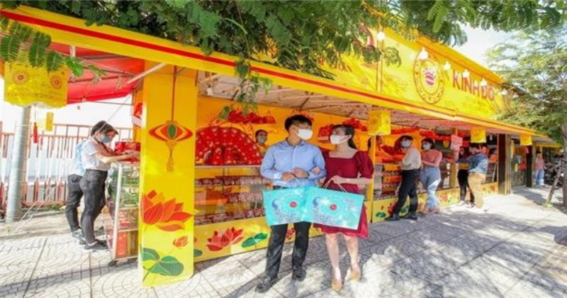 Mua bánh trung thu Kinh Đô 2021 tại siêu thị