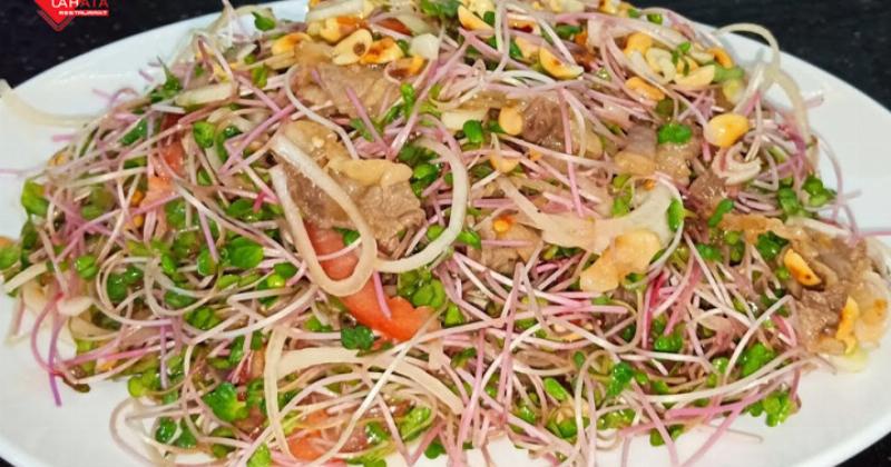 Salad rau cải mầm tươi mát tốt cho sức khỏe