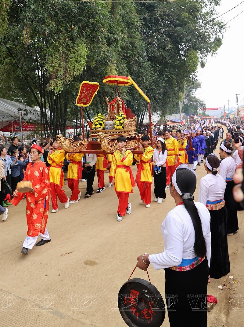 Khám phá nét văn hóa độc đáo của người dân tộc Mường tại Kim Bôi