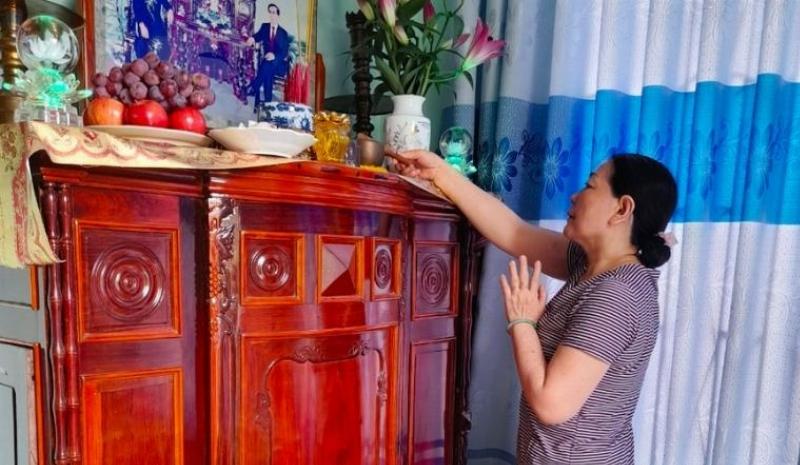 Văn khấn ngày giỗ đầu bố mẹ